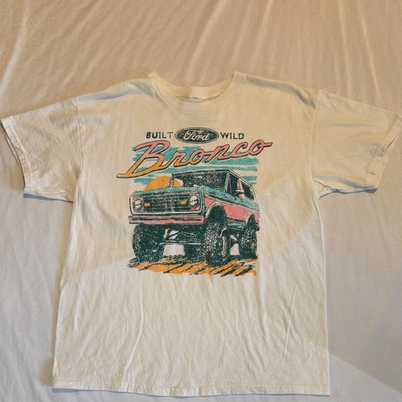 Ford White and Pink Bronco T-Shirt Large NWOT - Picture 1 of 6